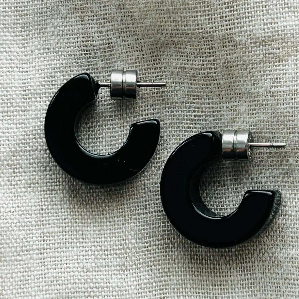 Machete Muse Hoops in Black Matte - Picture 2 of 6